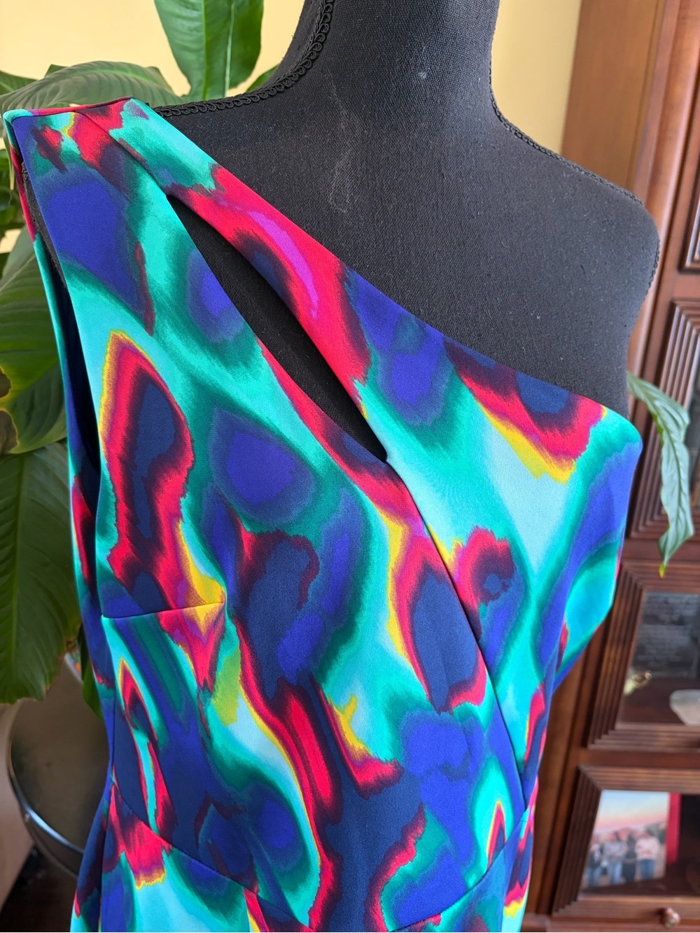 NWT! Bold Elements Abstract Print One-Shoulder Dress - Large. - Picture 3 of 10